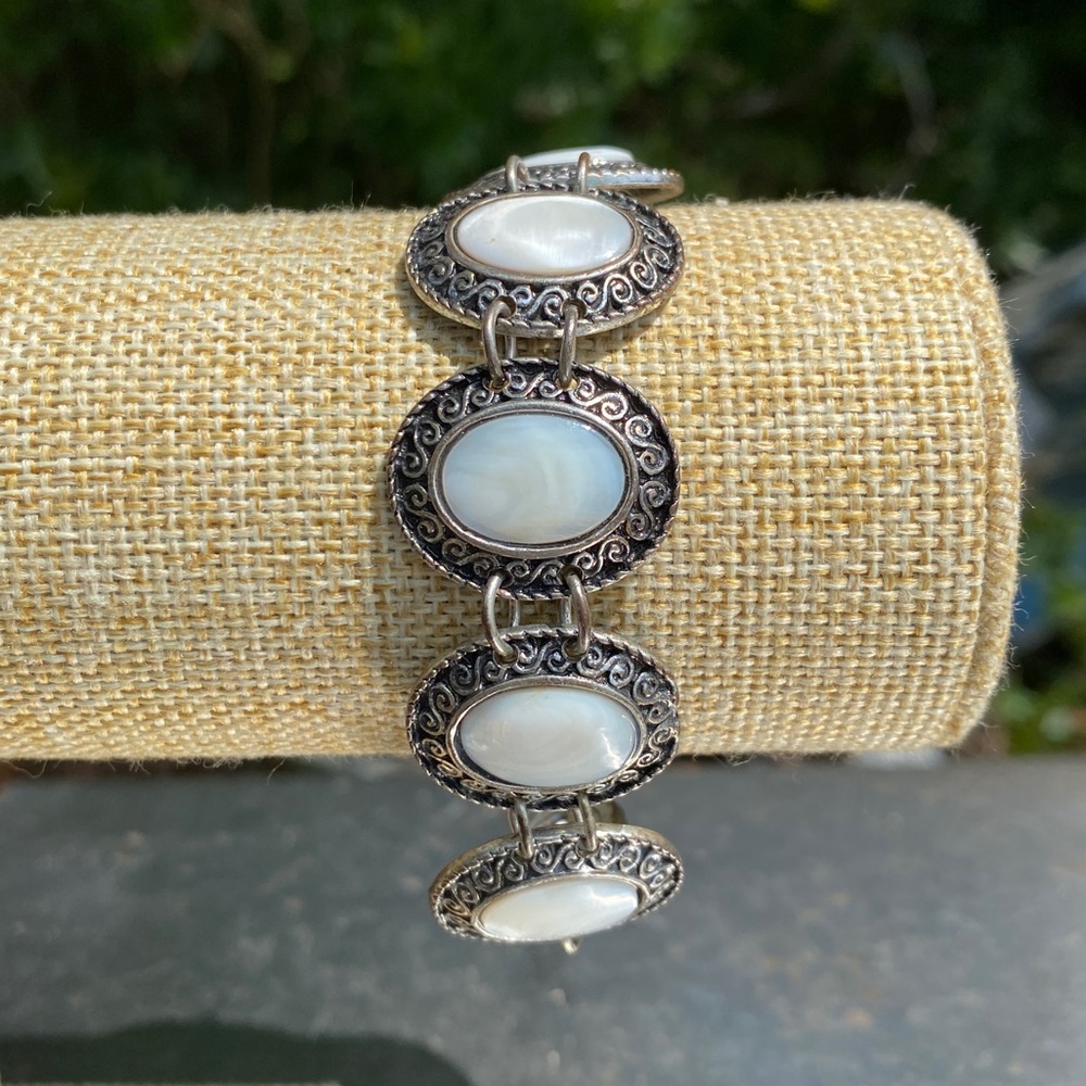 Silver Filigree Bracelet with White Pearl Inlay